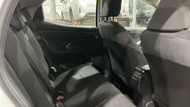 Toyota Yaris 1.5 Hybrid Icon 5dr CVT Hybrid Hatchback